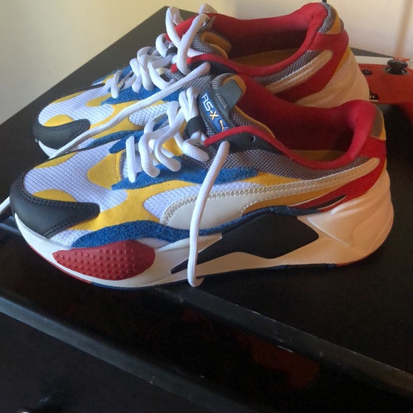 Pumas - Picture 3 of 5